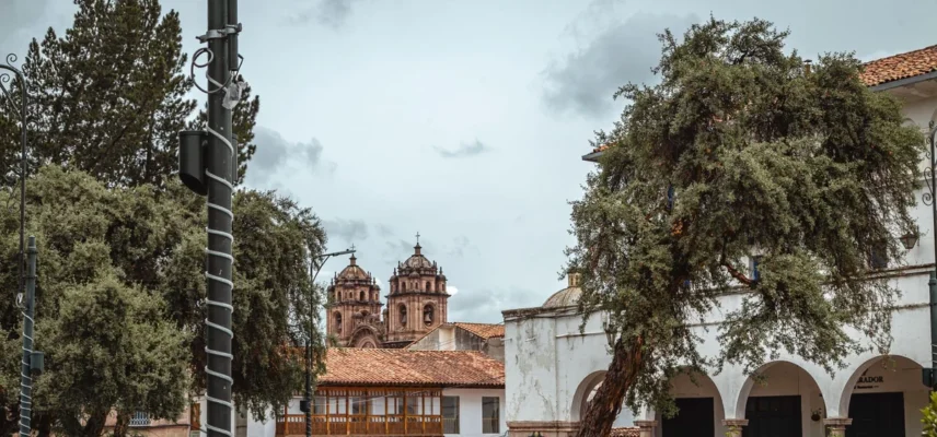 Conectividad en Perú: SIM, wifi y comunicación en la sierra