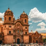 ¿Debo esperar el nuevo aeropuerto de Cusco para viajar?